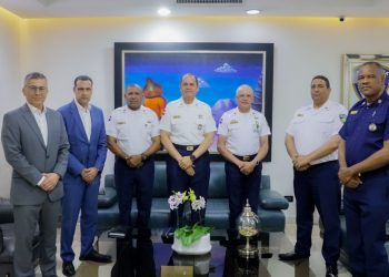 Director general PN se reúne con coordinador de la Comisión creada para apoyar la elaboración de los reglamentos de la reforma a la Ley Orgánica de la Policía Nacional