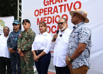 Desarrollo de la Comunidad y otras instituciones realizan en La Romana; DGDC inicia acondicionamiento de casas