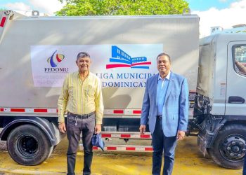 LMD acude en apoyo recolección de residuos en Santo Domingo Oeste