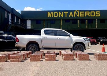 Ejército ocupa  250.000 unidades de cigarrillos en un vehículo en San Juan de la Maguana