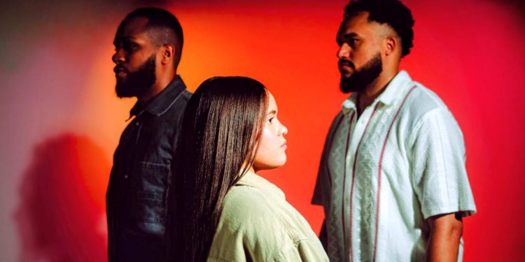 “Fuego”, lo nuevo e impactante de Unánimes en Adoración