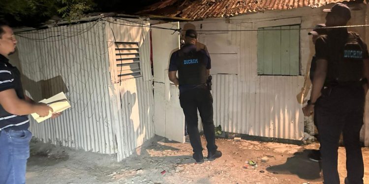 Policía Nacional apresa dos adolescentes acusados de homicidio durante asalto en Villa Hermosa, La Romana