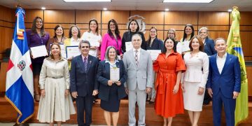 Tribunal Superior Electoral entrega “Trofeo Superior a la Excelencia Mujer 2026”, por cuarto año consecutivo