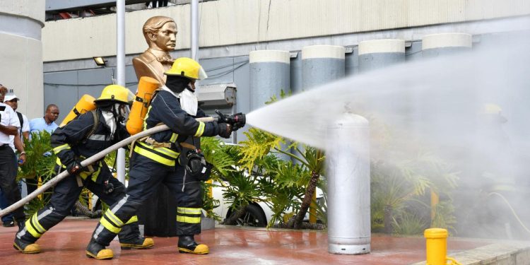 Bomberos dominicanos celebran su día con avances históricos en modernización y capacidad de respuesta