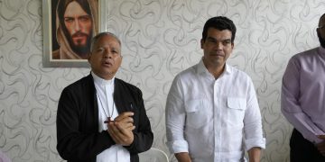 Wellington Arnaud se reúne con comité de veeduría alcantarillado de Tenares, Hermanas Mirabal 