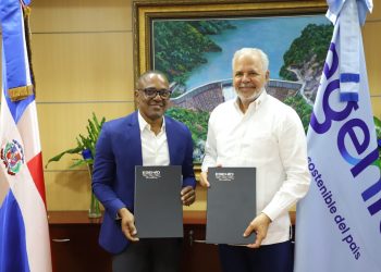 EGEHID y Alcaldía San Gregoria de Nigua firman acuerdo para ejecutar obras en el municipio