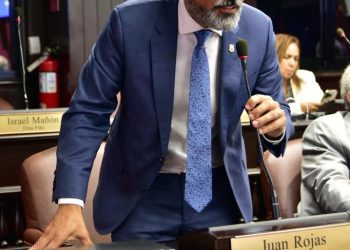 Diputado Juan José Rojas reintroduce proyecto de ley que propone crear el Ministerio de la Familia y fusionar los ministerios de la Mujer y la Juventud