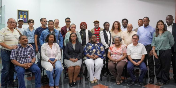Organizaciones sociales llaman a discutir el sistema fiscal dominicano con participación ciudadana
