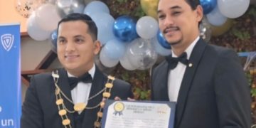 Jill De Sena recibe Doctorado Honoris Causa durante visita oficial a Ecuador como Vicepresidente Mundial de JCI