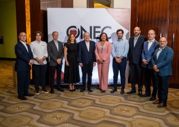 Presidente ONEC destaca papel fundamental del sector comercio en el desarrollo económico de RD
