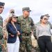 Ministro de Defensa y embajadora de Estados Unidos realizan recorrido por la zona fronteriza de Dajabón