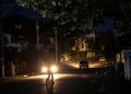 Cuba permanece sin electricidad casi en su totalidad