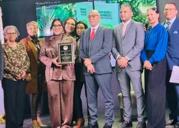 Autora dominicana presenta en New York el libro “Administración por Valores en las Cooperativas” en encuentro con la diáspora