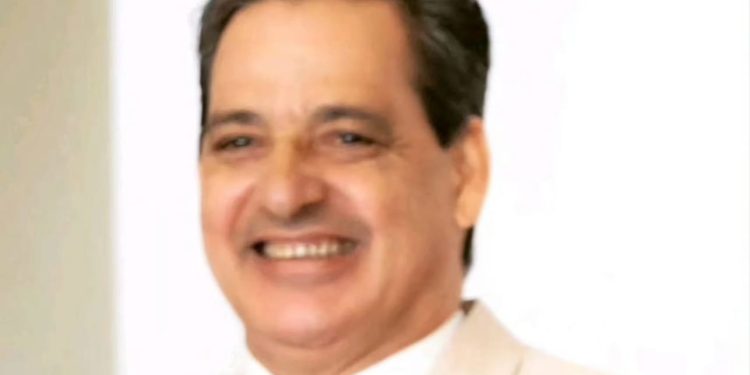 Pastor De Moya afirma “la poesía sirve para mejorar el mundo”