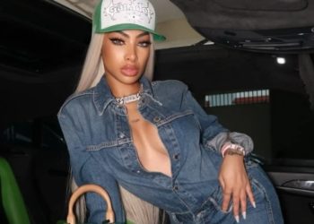 Apresan a “Yailin La Más Viral” y ocupa dos armas de fuego en Los Mina