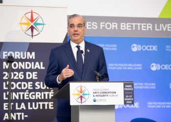 Presidente Abinader reafirma la integridad como eje estratégico del Estado en Foro Global Anticorrupción en París