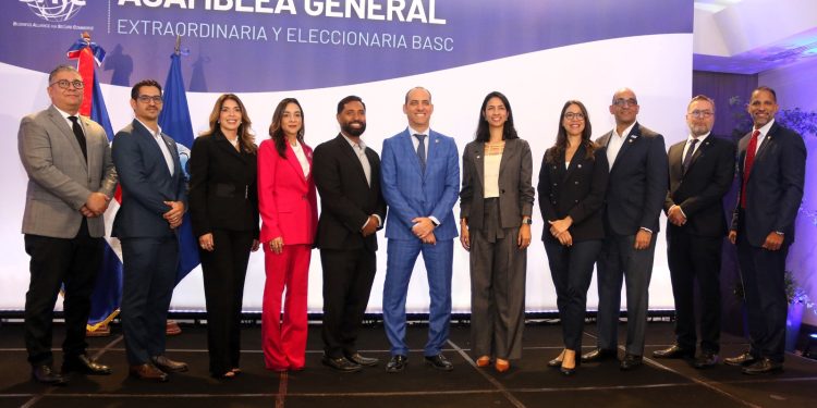 BASC RD fortalece seguridad logística con la entrega de nuevas certificaciones internacionales