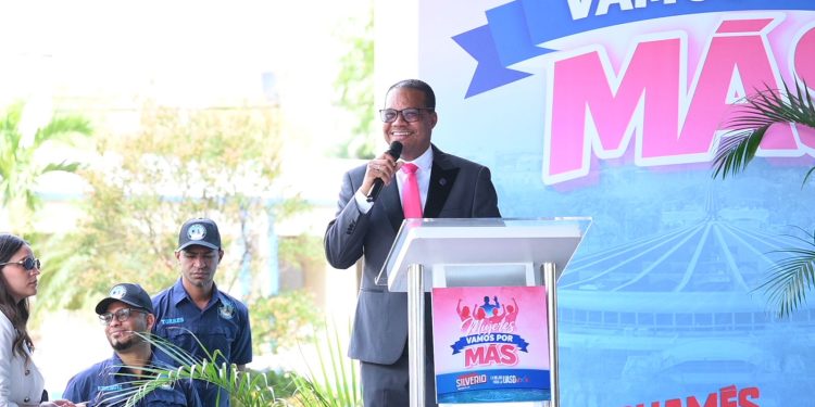 Radhames Silverio propone fortalecer liderazgo femenino y ampliar políticas de apoyo en la UASD