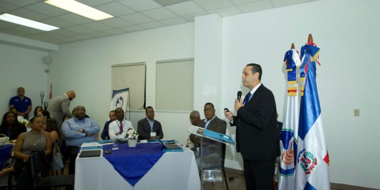 Instituto de Gastroenterología realiza seminario de “Prevención y manejo de cáncer de colon 2026”