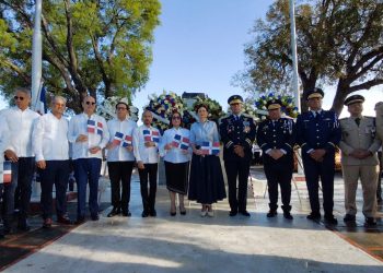Santiago reafirma su espíritu patriótico en el 182 aniversario de la Batalla del 30 de marzo