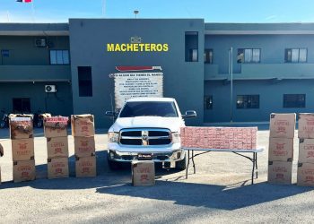 Tras persecución Ejército incauta contrabando de 220,000 cigarrillos en Valverde