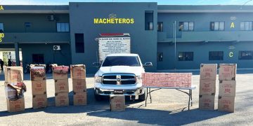 Tras persecución Ejército incauta contrabando de 220,000 cigarrillos en Valverde