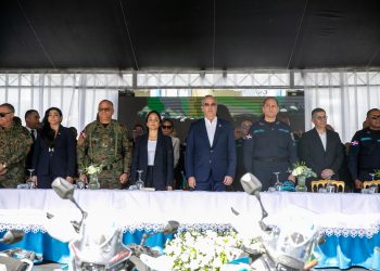 Luis Abinader encabeza lanzamiento del operativo “Proteger y Servir Semana Santa 2026”