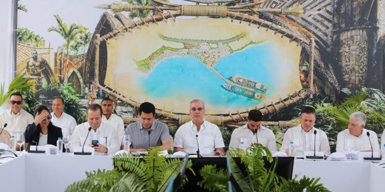 Anuncian inauguración de Port Samaná el 24 de noviembre con 4,000 plazas laborales
