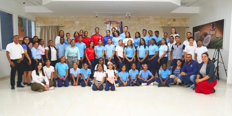 Fedomu y ASAD impulsan formación de ayuntamientos juveniles basados en el liderazgo para el desarrollo local