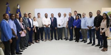 UASD realiza panel sobre viticultura tropical y desafíos del cambio climático en Neiba