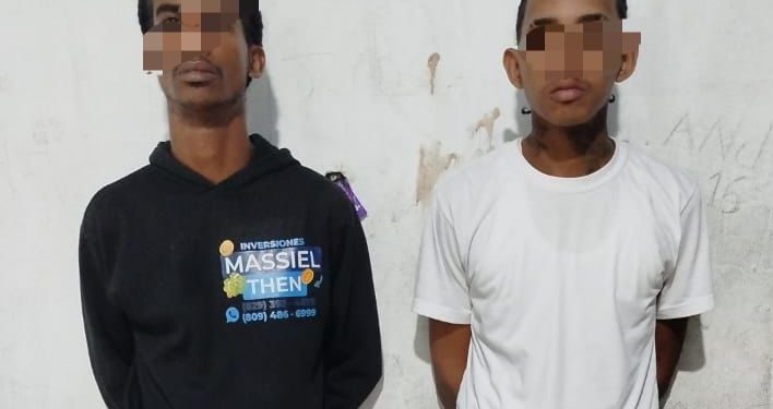 Policía ocupa narcóticos, recupera motocicletas y ejecuta órdenes de arresto en Los Guaricanos, SDN.