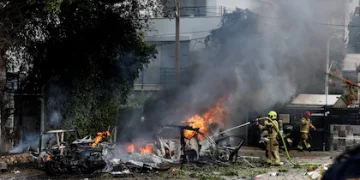 El régimen de Irán volvió a atacar a Israel con una bomba de racimo