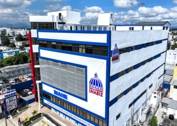 Inabie cancela licitación para la compra de gomitas multivitamínicas para estudiantes