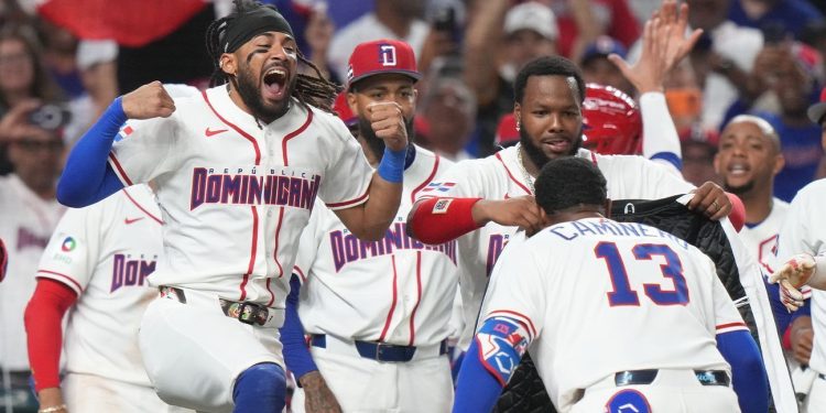 República Dominicana vence a Nicaragua 12-3 en el Clásico Mundial