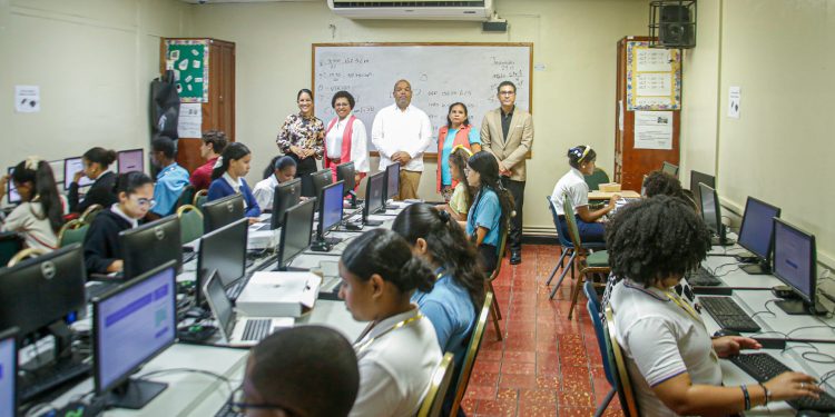 Regional 15 de Educación realiza con éxito Olimpiada de Lectura y Escritura en formato digital