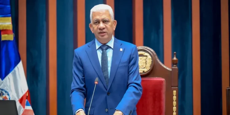 Presidente del Senado aboga por el fortalecimiento del sistema de justicia con la fusión de leyes