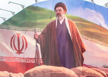 Líder supremo de Irán: "Definitivamente no dejaremos impunes a los agresores criminales"