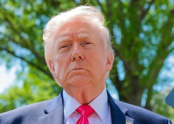 Trump: Ordené a la Armada que dispare y destruya cualquier barco que coloque minas en Ormuz