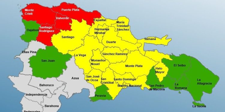 COE eleva a cuatro las provincias en alerta roja por intensas lluvias