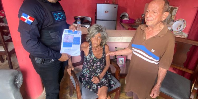 Policía Nacional localiza sana y salva a mujer de 75 años reportada como desaparecida en SDE