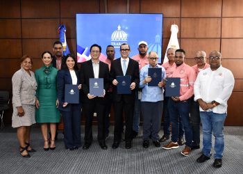 Trabajadores mineros firman pacto con mediación del Ministerio de Trabajo
