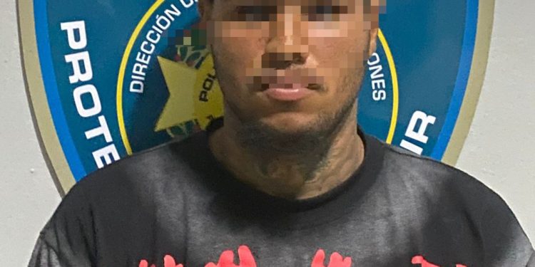 DICRIM captura dos antisociales por robo de piezas y radares de vehículos en Villa Mella, recupera lo sustraído