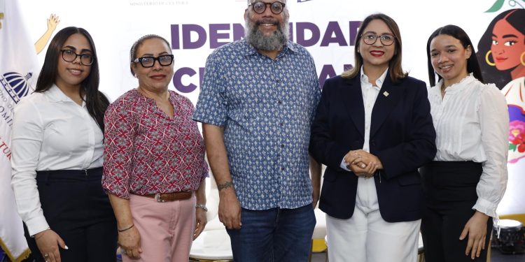 Centro Cultural Banreservas convoca al Premio de Relatos con Bachata 2026 en la Feria Regional del Libro del Cibao
