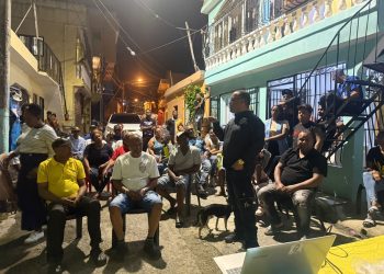Policia preventiva y Comunitaria sostienen encuentro con representantes de Juntas de Vecinos en Los Guaricanos