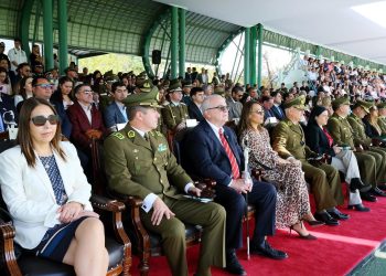 Carabineros de Chile y ministra de Seguridad Pública saludan con deferencia a delegación de RD