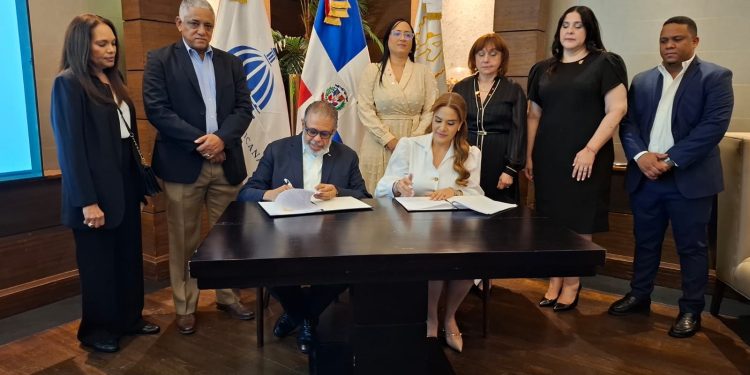 Desarrollo de la Comunidad y ADME se unen para apoyar mujeres de zonas vulnerables