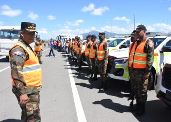 COMIPOL despliega más de 3,600 hombres y 379 vehículos para operativo de Semana Santa