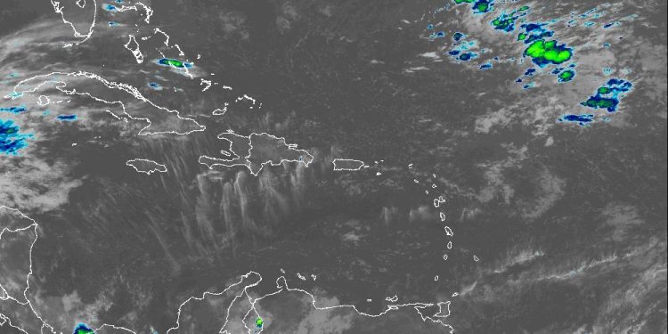Indomet prevé aguaceros con tronadas y ráfagas de viento en varias regiones del país este Jueves Santo