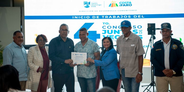 Dío Astacio inicia congreso de juntas de vecinos en SDE con expertos internacionales