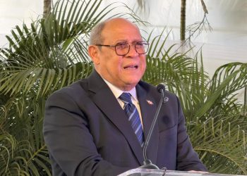 MESCyT explica proceso de reforma educativa: primero se modificarán las leyes y luego la transformación del sistema